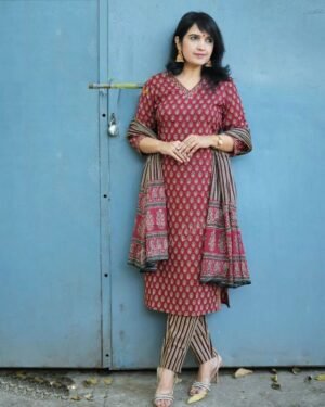 Women Viscose Maroon Straight Kurta And Pant Set With Dupatta