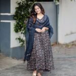 Women Viscose Floral Printed Blue Kurta And Pant Set With Dupatta