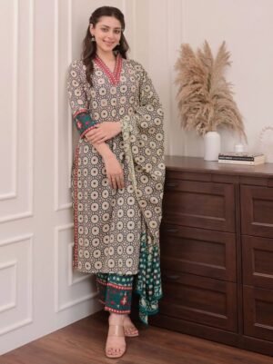 Women Viscose Light Green Kurta And Pant Set With Dupatta